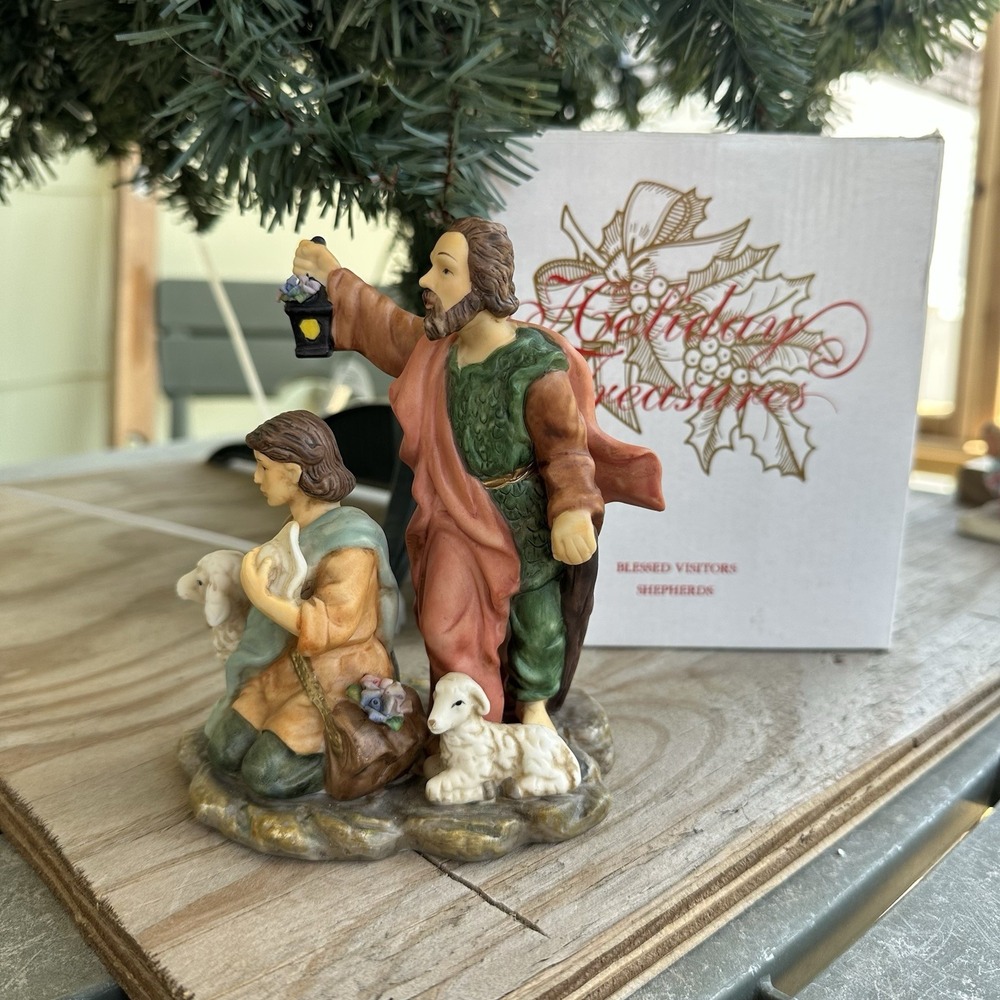 VTG 2002 AVON "Blessed Visitors Shepherds" Holiday Treasures Porcelain Figurine
